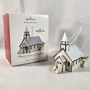 Hallmark Keepsake Ornament When Calls the Heart Hope Valley Church EUC Boxed